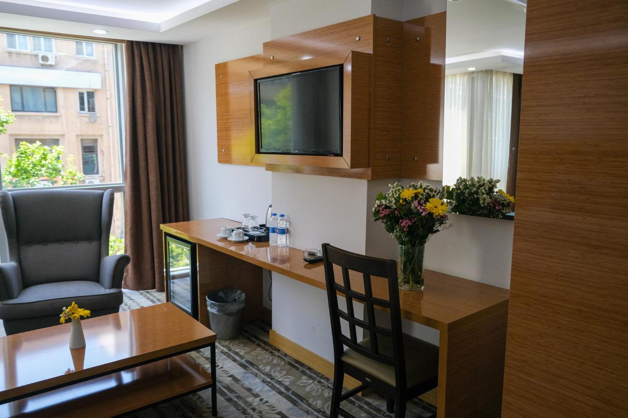 Bulvar Hotel İzmir Exterior foto